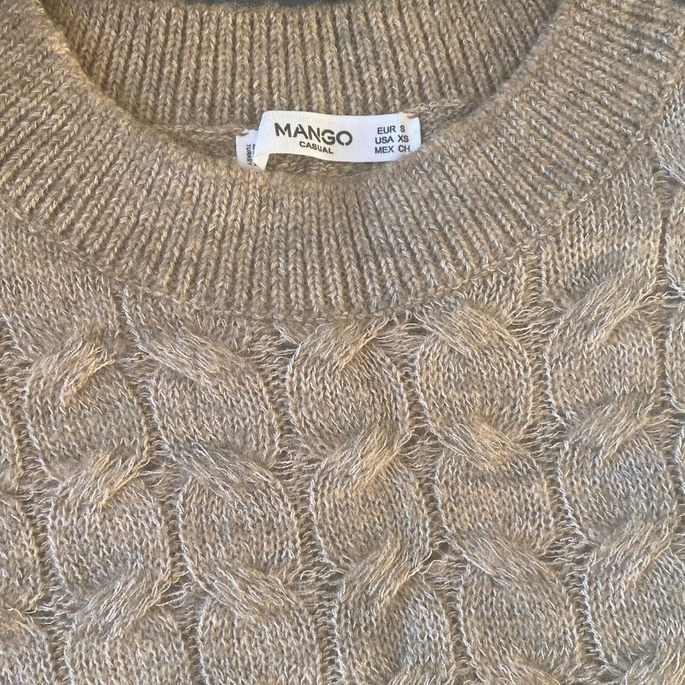 Women’s Sweater Size Small